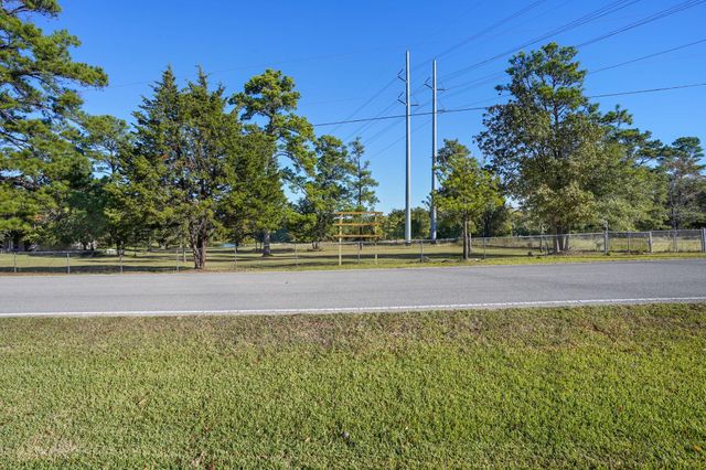 0000 Thompson Road, Willis, TX 77318