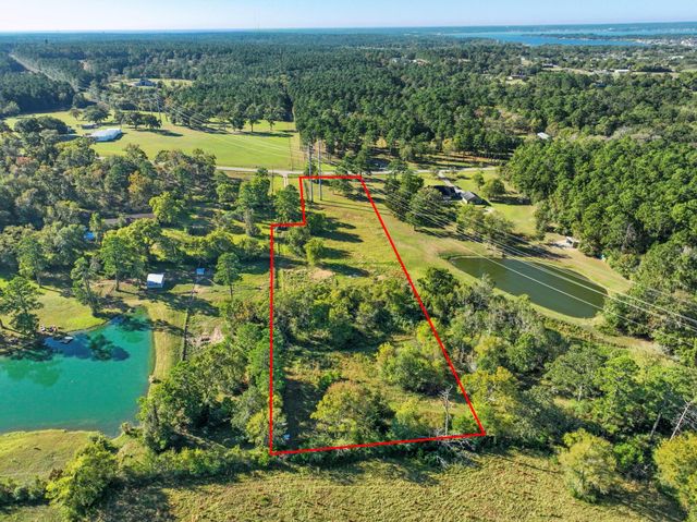 0000 Thompson Road, Willis, TX 77318