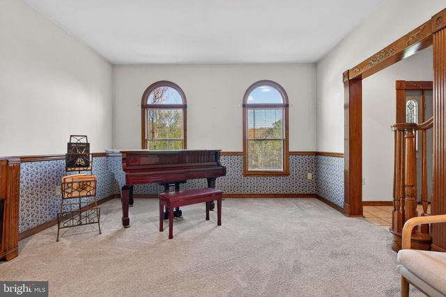 818 GREEN HILLS RD, Birdsboro, PA 19508