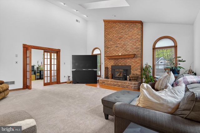 818 GREEN HILLS RD, Birdsboro, PA 19508