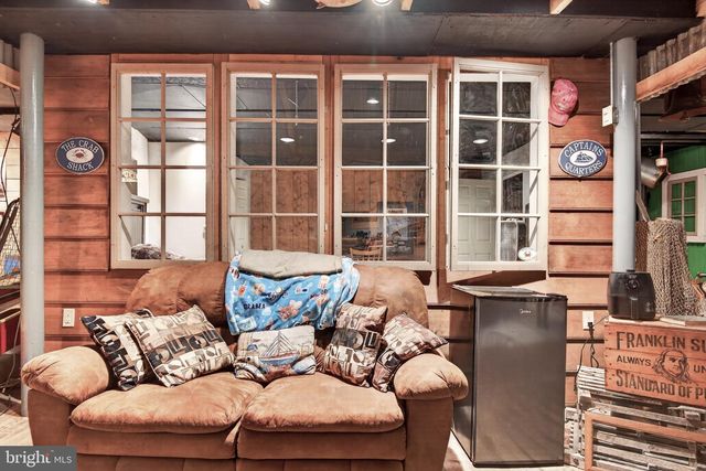 818 GREEN HILLS RD, Birdsboro, PA 19508