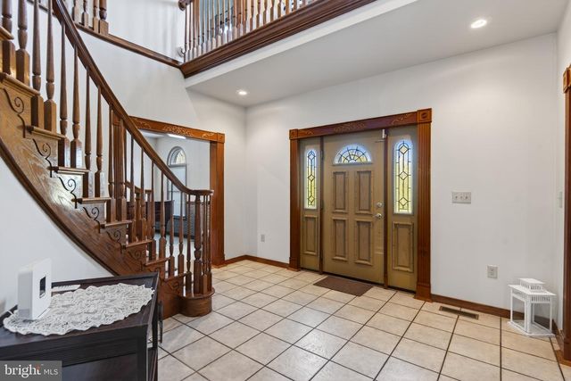 818 GREEN HILLS RD, Birdsboro, PA 19508