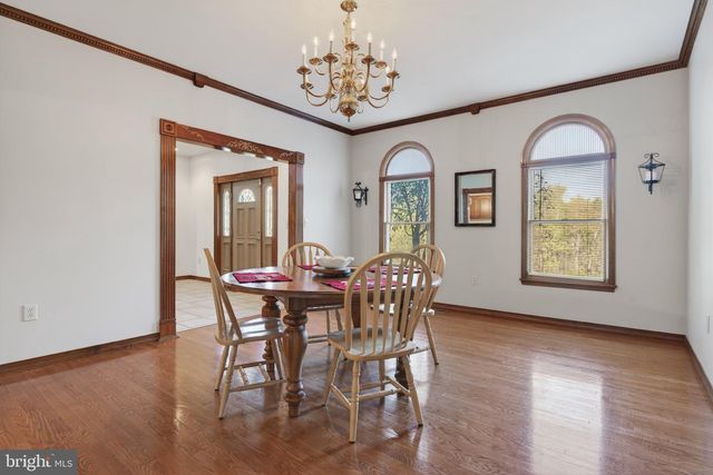 818 GREEN HILLS RD, Birdsboro, PA 19508
