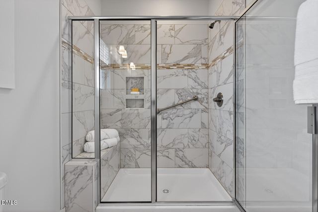 105 Fiori Hill Drive N, Hillsborough, NC 27278