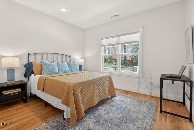 105 Fiori Hill Drive N, Hillsborough, NC 27278