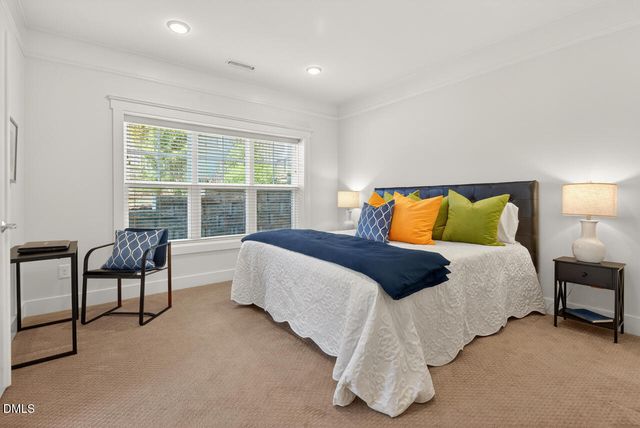 105 Fiori Hill Drive N, Hillsborough, NC 27278