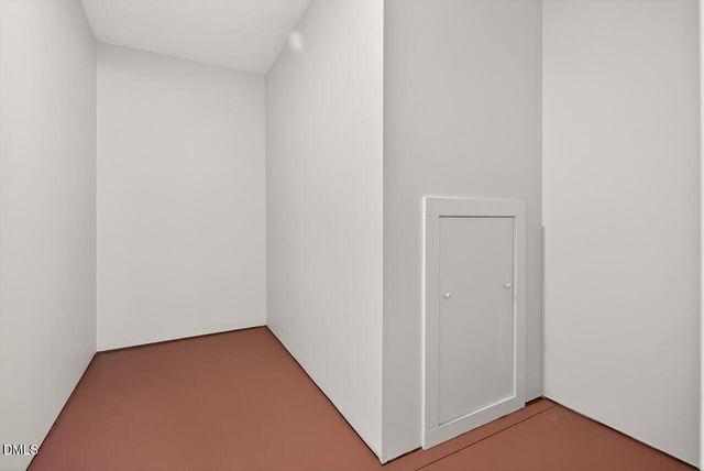 105 Fiori Hill Drive N, Hillsborough, NC 27278