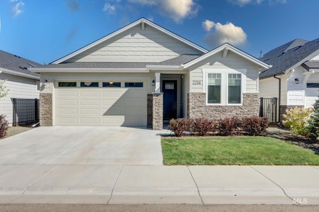 2214 E Danzee Dr, Boise, ID 83716 property photo