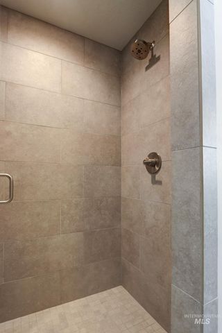 2214 E Danzee Dr, Boise, ID 83716