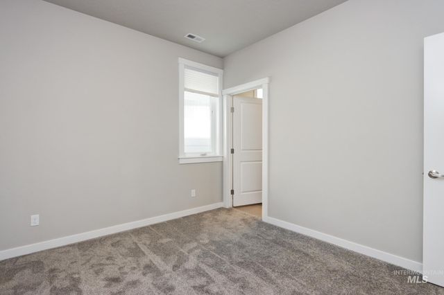 2214 E Danzee Dr, Boise, ID 83716