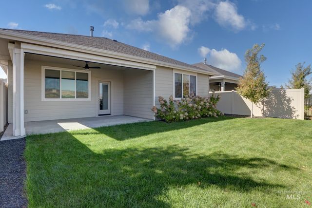 2214 E Danzee Dr, Boise, ID 83716