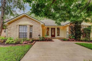 1303 Richmond Court, Richmond, TX 77406