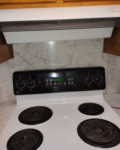 18 Spring St, Lexington, MA 02421