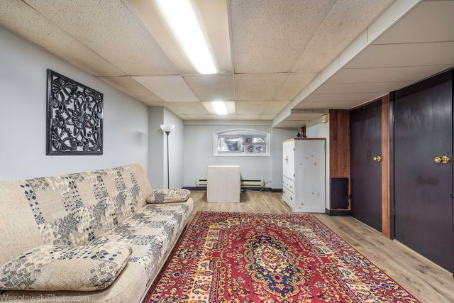 4146 N Marmora Avenue, Chicago, IL 60634