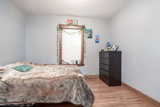 4146 N Marmora Avenue, Chicago, IL 60634