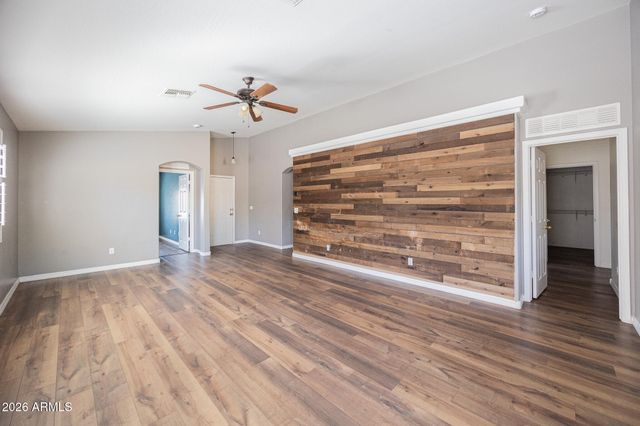 10960 W TAFT Street, Phoenix, AZ 85037