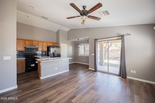 10960 W TAFT Street, Phoenix, AZ 85037