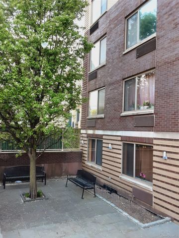 3330 61st Street 303, Woodside, NY 11377