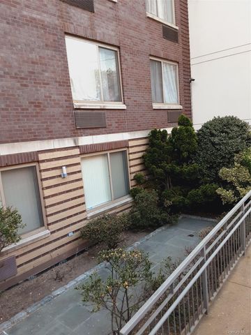 3330 61st Street 303, Woodside, NY 11377