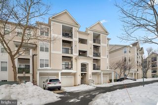 11375 ARISTOTLE DR #9-101, Fairfax, VA 22030