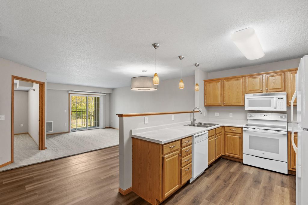 15570 Linnet Street NW 2-109, Andover, MN 55304 — photo 2