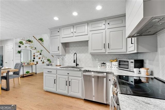 333 Oxford Way, Winder, GA 30680