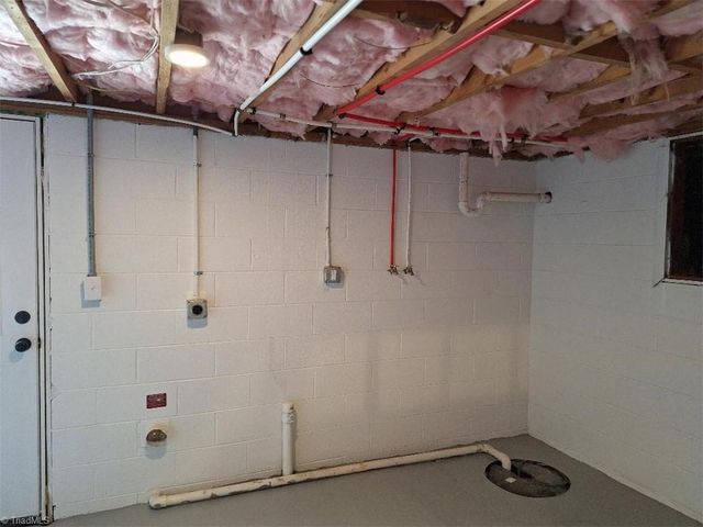 4460 Carrie Avenue, Winston-salem, NC 27105