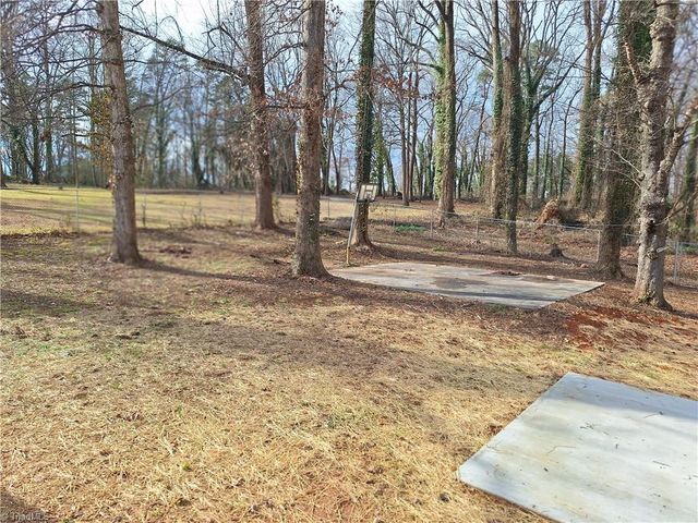 4460 Carrie Avenue, Winston-salem, NC 27105