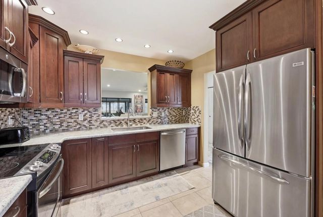 10768 Waterberry Drive, Boca Raton, FL 33498
