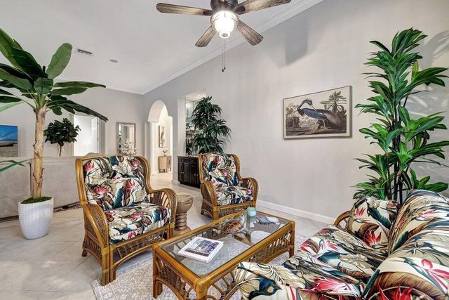 7602 Greenbrier Circle, Port St. Lucie, FL 34986