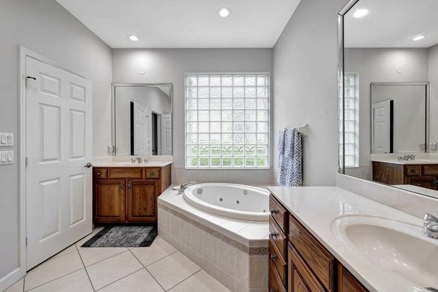 7602 Greenbrier Circle, Port St. Lucie, FL 34986