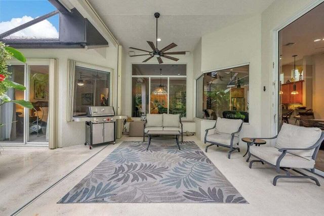 7602 Greenbrier Circle, Port St. Lucie, FL 34986