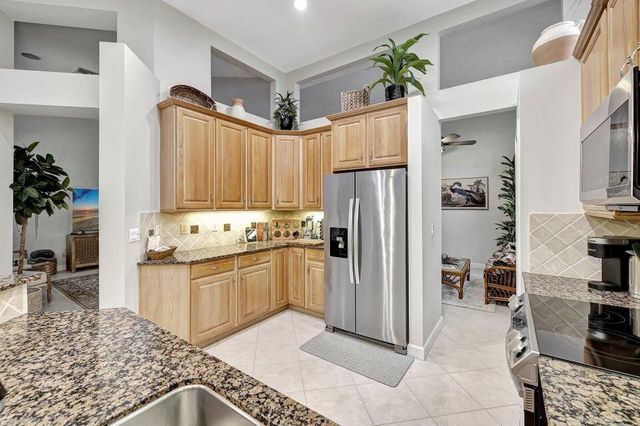 7602 Greenbrier Circle, Port St. Lucie, FL 34986