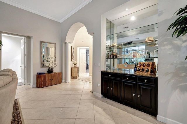 7602 Greenbrier Circle, Port St. Lucie, FL 34986