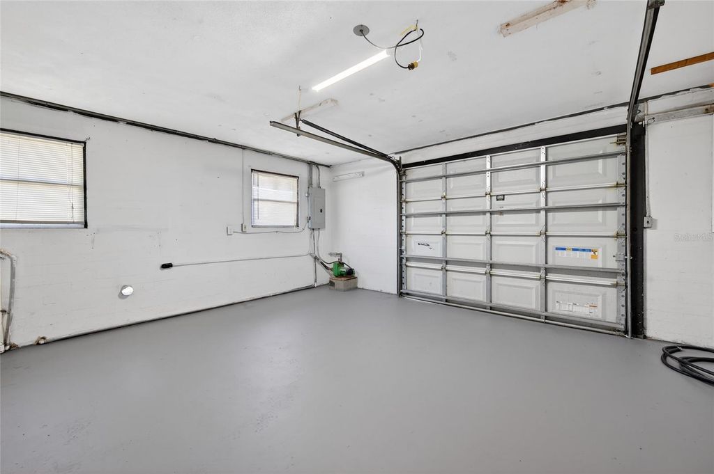 Image 18 of property listing at 123 W OCEAN AVENUE, Edgewater, FL 32132