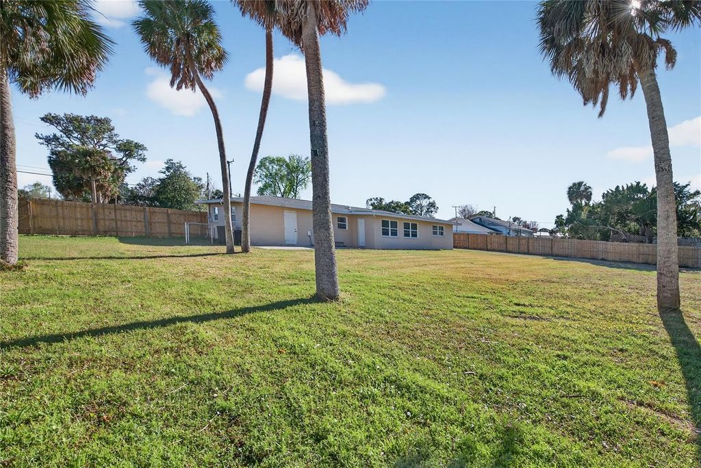 Image 29 of property listing at 123 W OCEAN AVENUE, Edgewater, FL 32132