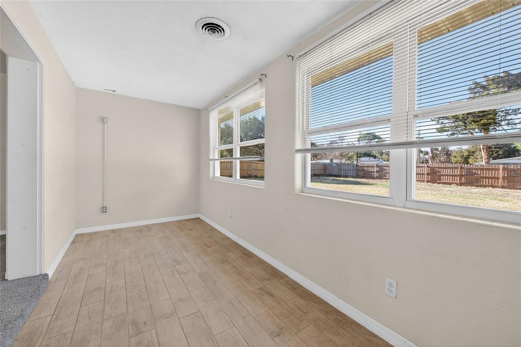 Image 6 of property listing at 123 W OCEAN AVENUE, Edgewater, FL 32132