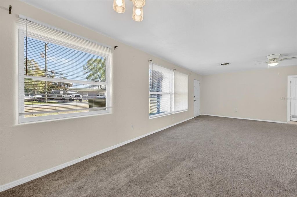 Image 7 of property listing at 123 W OCEAN AVENUE, Edgewater, FL 32132