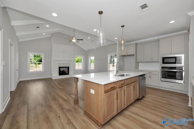 16535 Hamilton Place, Athens, AL 35613