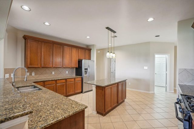 14027 Mohave Way Drive, Cypress, TX 77429