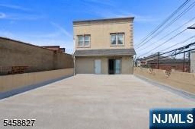 47 Malvern Street, Newark, NJ 07105