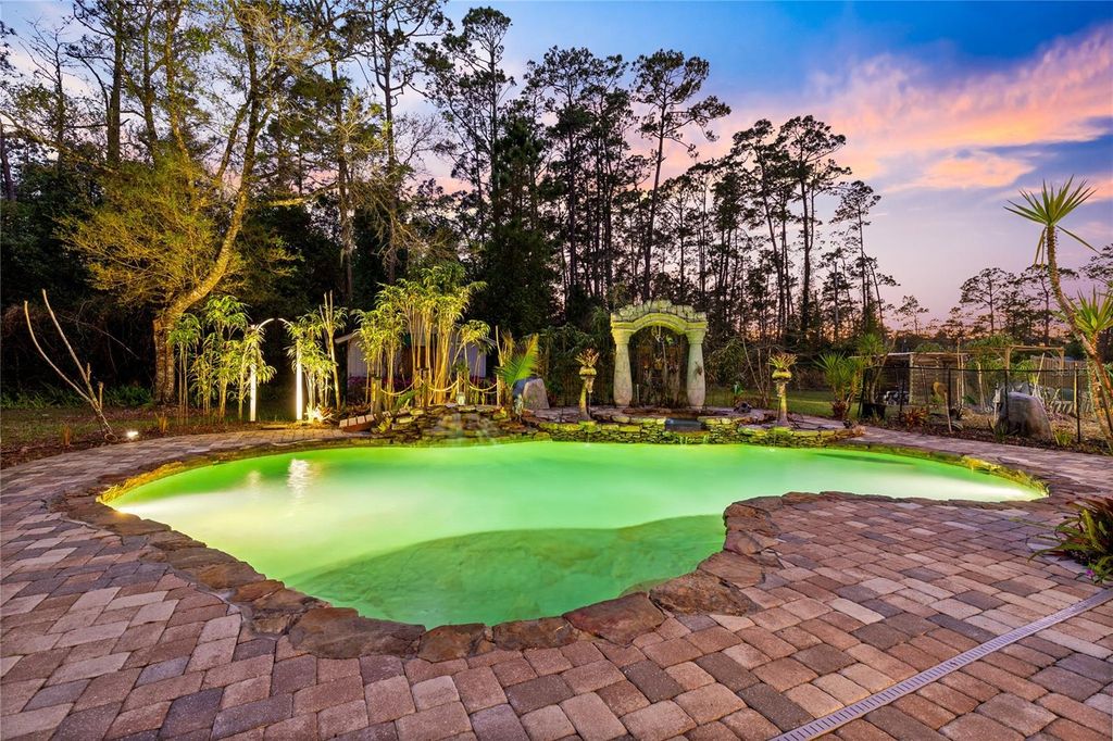 Image 44 of property listing at 14502 SCOTCH PINE COURT, Orlando, FL 32832