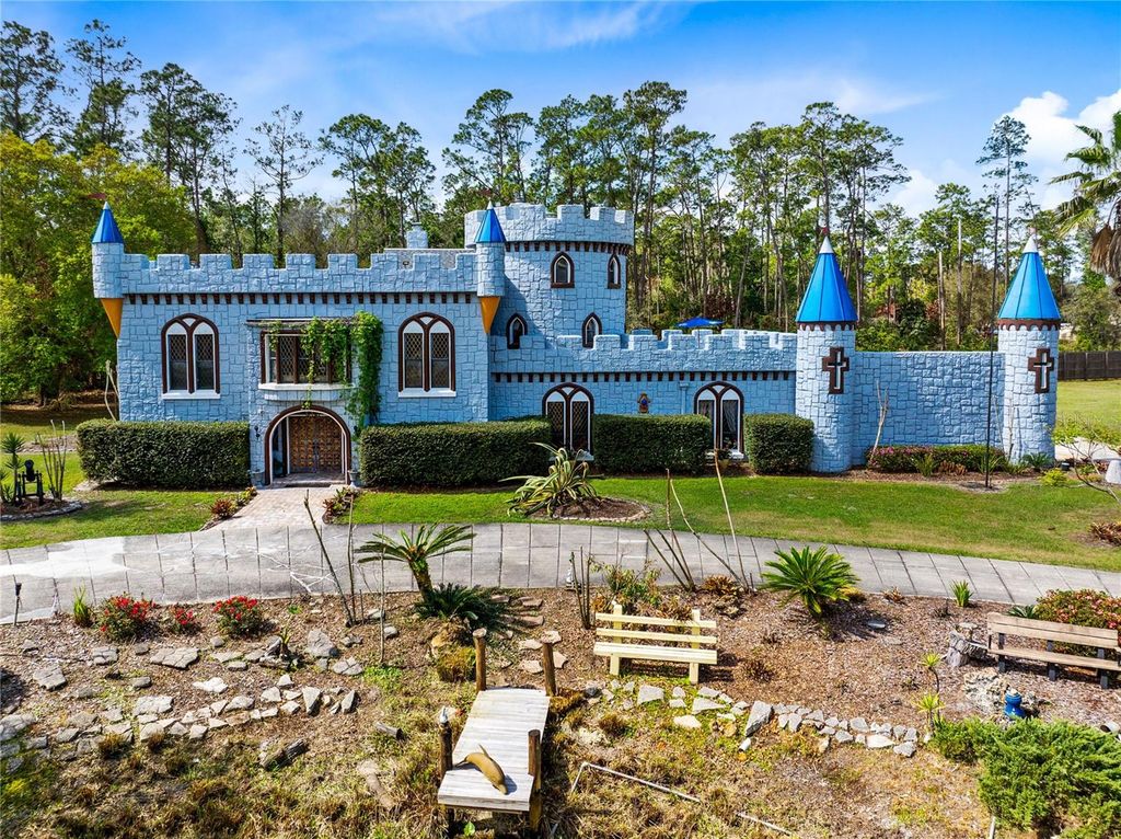 Image 45 of property listing at 14502 SCOTCH PINE COURT, Orlando, FL 32832