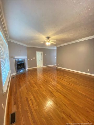5806 Kessinger Court, Hope Mills, NC 28348
