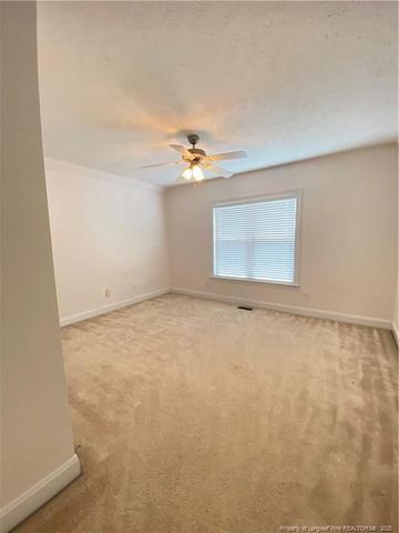 5806 Kessinger Court, Hope Mills, NC 28348