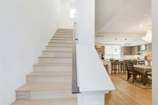 1049 N Joels Place, Los Angeles, CA 90012