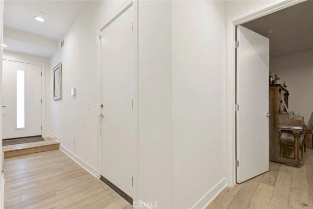 1049 N Joels Place, Los Angeles, CA 90012
