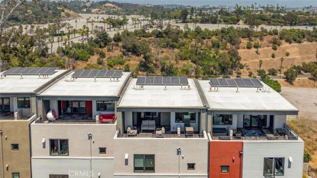 1049 N Joels Place, Los Angeles, CA 90012