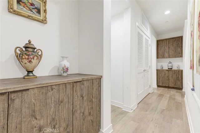 1049 N Joels Place, Los Angeles, CA 90012