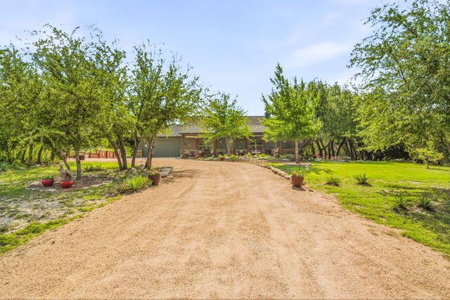 805 Anglers Ridge, Bluff Dale, TX 76433